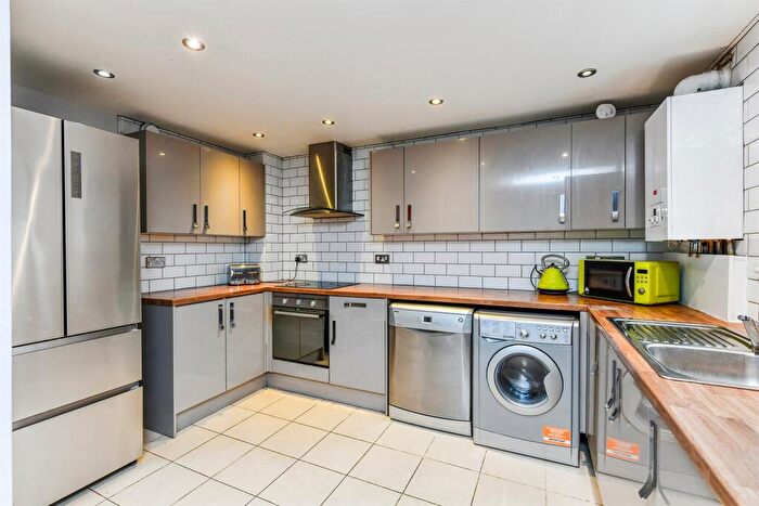 1 Bedroom Apartment To Rent In Room, Varsity Lace Market, NG1