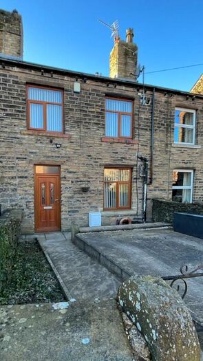 2 Bedroom Cottage To Rent In Quarmby Fold, Quarmby, Huddersfield, HD3