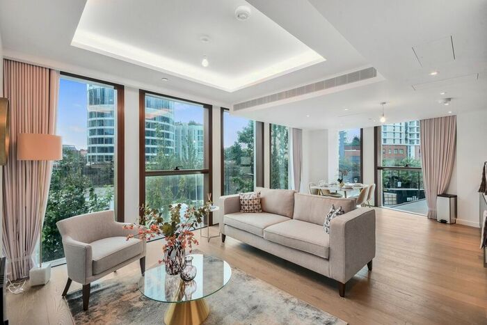 2 Bedroom Flat To Rent In Carnation Way, London, SW8