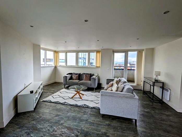 3 Bedroom Flat To Rent In Meridian Bay, Trawler Road, Swansea. ., SA1