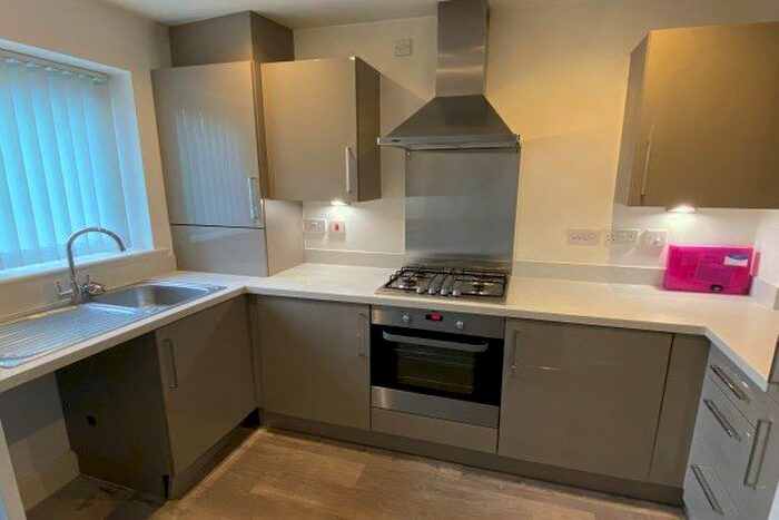 2 Bedroom Semi-Detached House To Rent In College Road, Doncaster DN1