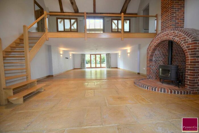 6 Bedroom Barn Conversion To Rent In Hall Barn, Witton, NR13