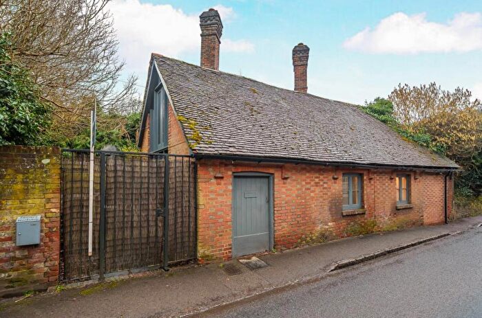 3 Bedroom Terraced House To Rent In The Street, Albury, GU5