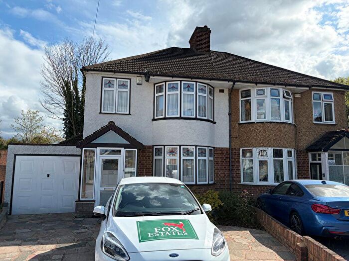 3 Bedroom Semi Detached House For Sale In Cleveland Road, Welling, DA16