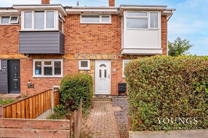 3 Bedroom End Of Terrace House For Sale In Brindles, Canvey Island, SS8