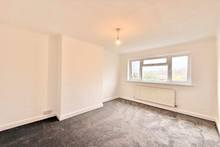 2 Bedroom Maisonette To Rent In Perry Street, DA1