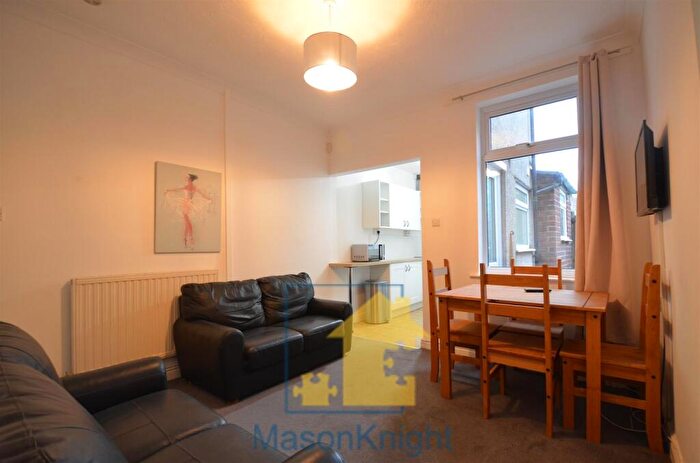 4 Bedroom Terraced House To Rent In Winnie Road, Selly Oak, B29