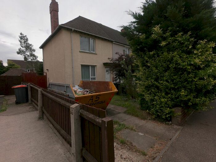 2 Bedroom Semi-Detached House To Rent In Nash Road, Bedford, MK42