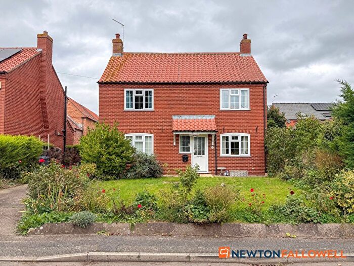 3 Bedroom Detached House For Sale In Manor Lane, Carlton-Le-Moorland, LN5