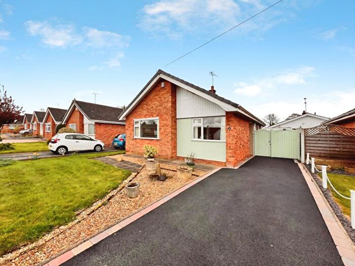2 Bedroom Bungalow For Sale In Dalebrook Road, Burton-on-Trent, Staffordshire, DE15