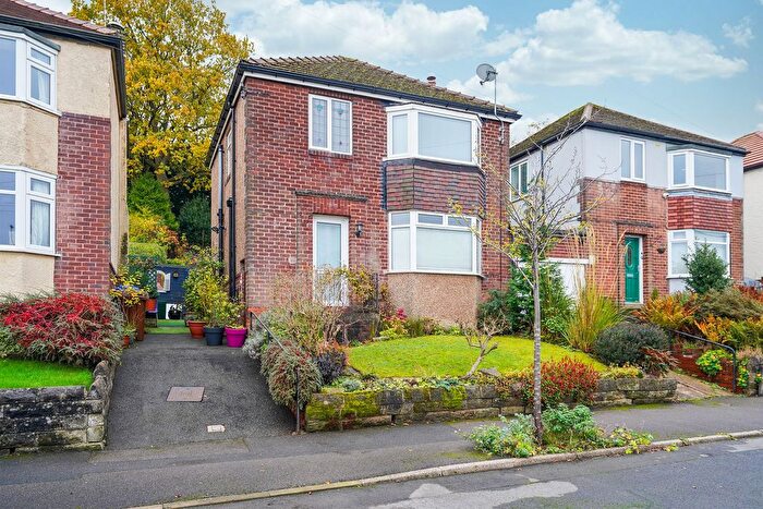 3 Bedroom Detached House For Sale In Westwick Crescent, Sheffield, S8