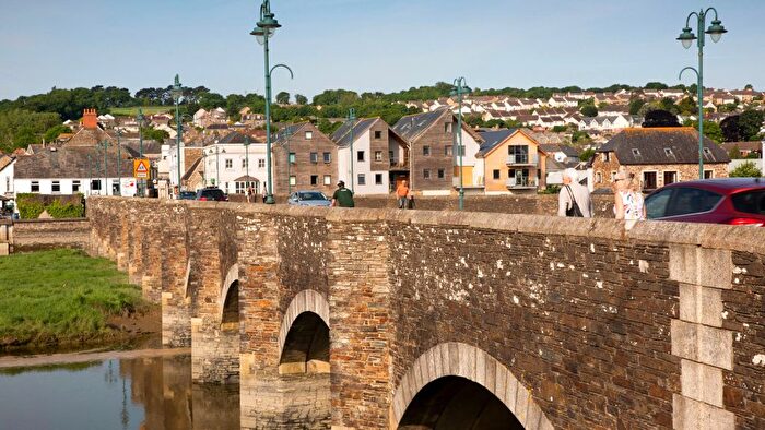 2 Bedroom Semi-Detached House For Sale In The Cornish Quarter, Wadebridge, PL27