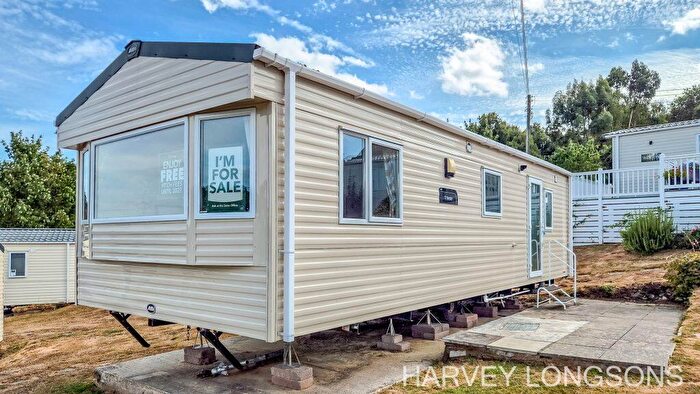 2 Bedroom Park Home For Sale In Wood Farm Holiday Park, DT6