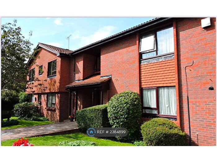 Studio To Rent In Pelham Court, Leatherhead, KT23