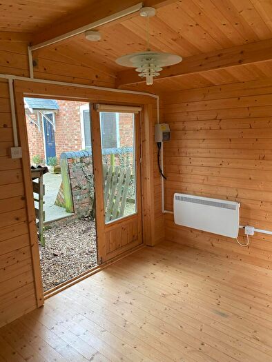 2 Bedroom Cottage To Rent In Great Brickhill, Milton Keynes, MK17