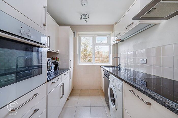 1 Bedroom Flat To Rent In Greatdown Road, Hanwell, W7