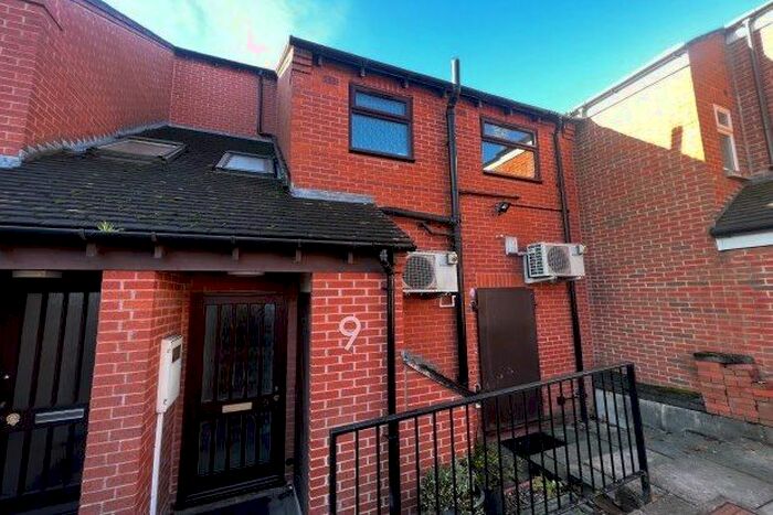 1 Bedroom Maisonette To Rent In Saltisford Victoria Mews, Warwick, CV34