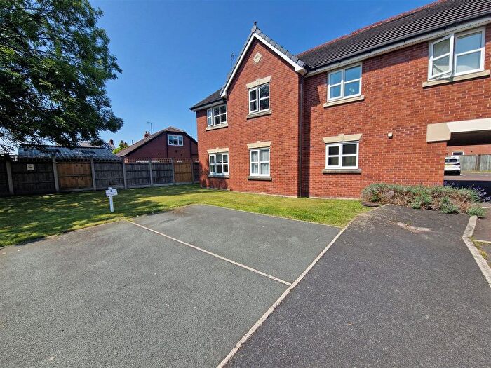2 Bedroom Flat To Rent In Welles Street, Sandbach, CW11