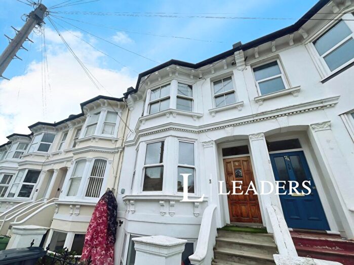 2 Bedroom Flat To Rent In Cowper Street, Hove, East Sussex, BN3