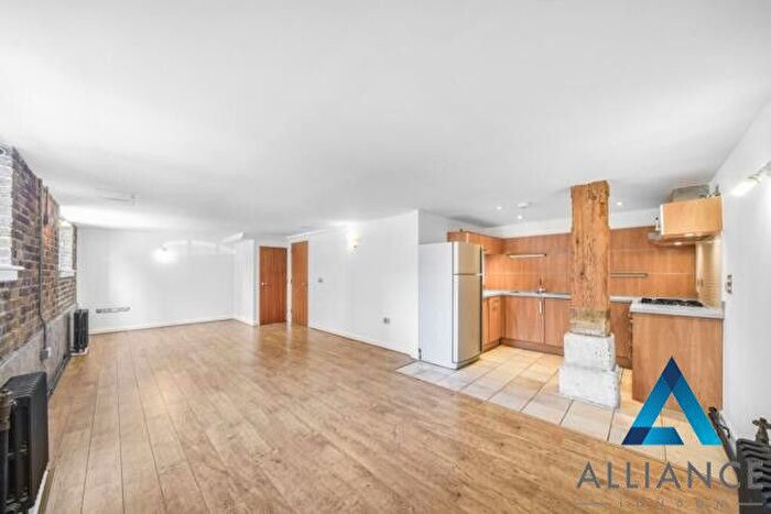 2 Bedroom Flat To Rent In Marlborough Road, London, SE18