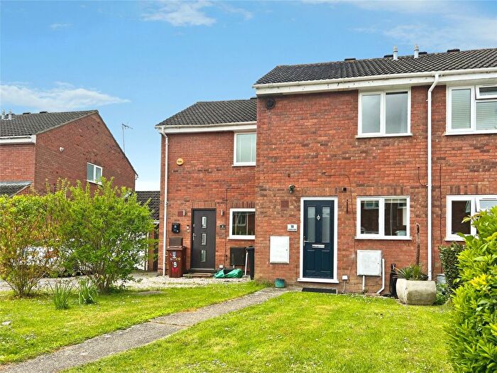 2 Bedroom Semi Detached House For Sale In Lalande Close, Wokingham, Berkshire, RG41