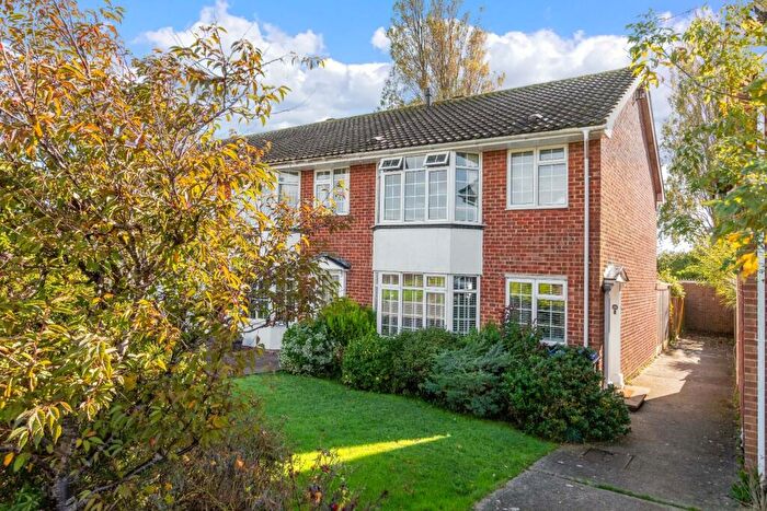 3 Bedroom End Of Terrace House To Rent In Mash Barn Lane, Lancing, BN15