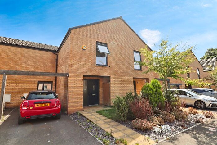 3 Bedroom Terraced House For Sale In Rhodfa Crughywel, St. Mellons, Cardiff, CF3