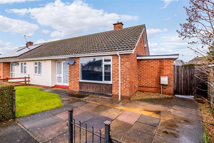 2 Bedroom Semi-Detached Bungalow For Sale In Meridian Road, Fishtoft, Boston, PE21