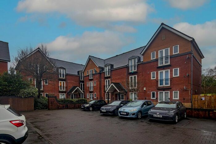 2 Bedroom Flat To Rent In Windlass Court, Barquentine Place, Cardiff, CF10
