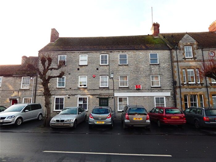2 Bedroom Property To Rent In Somerton House, Broad Street, Somerton, Somerset, TA11