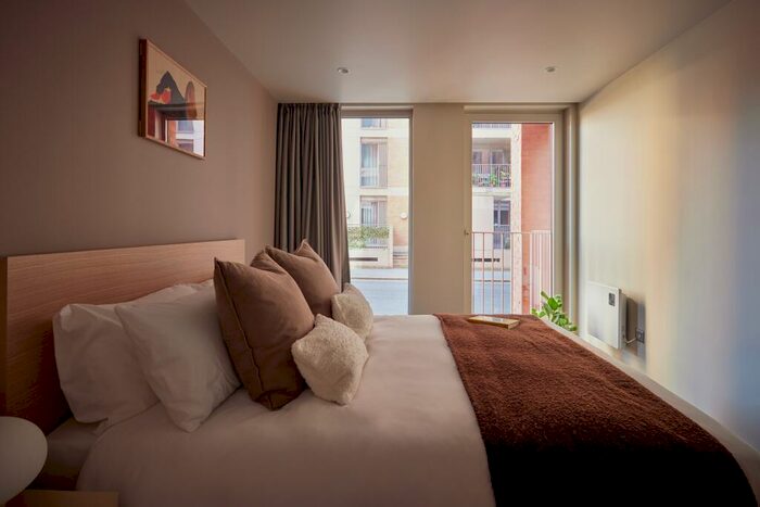 2 Bedroom Apartment To Rent In Addington Street, Manchester, Greater Manchester, M4