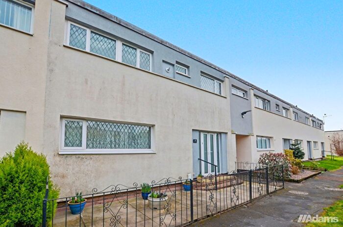 4 Bedroom Terraced House For Sale In Limekiln Row, Runcorn, WA7