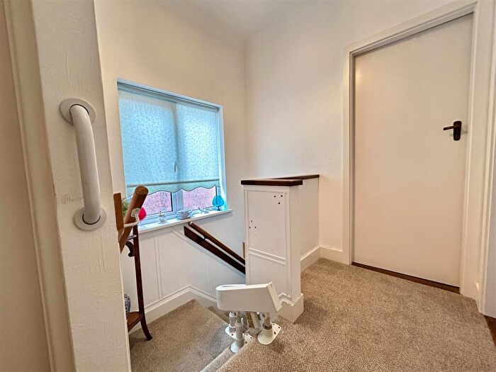 3 Bedroom Detached House For Sale In Banners Lane, Halesowen, B63