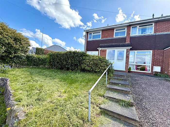 3 Bedroom Semi Detached House To Rent In Walnut Tree Avenue, Hereford, HR2