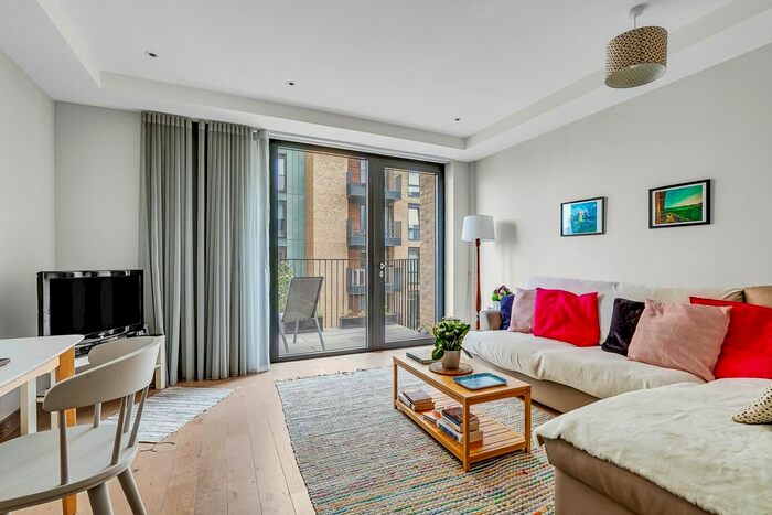 1 Bedroom Flat To Rent In Cummings House, Chivers Passage, The Ram Quarter, SW18