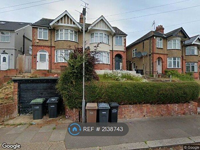 1 Bedroom Semi-Detached House To Rent In Luton, Luton, LU1