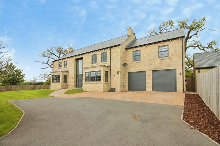 5 Bedroom Detached House For Sale In West House Gardens, Harrogate, HG3