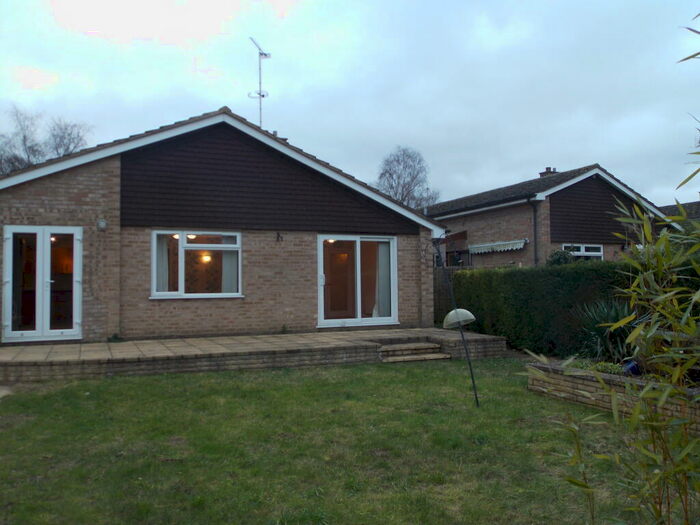 4 Bedroom Bungalow To Rent In St Johns Close, Saffron Walden, Essex, CB11