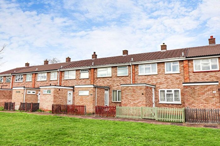 2 Bedroom Terraced House For Sale In Arden Walk, Bedford, MK41