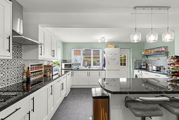 3 Bedroom Detached Bungalow For Sale In Kingsway, Walsoken, Wisbech, Cambs, PE13