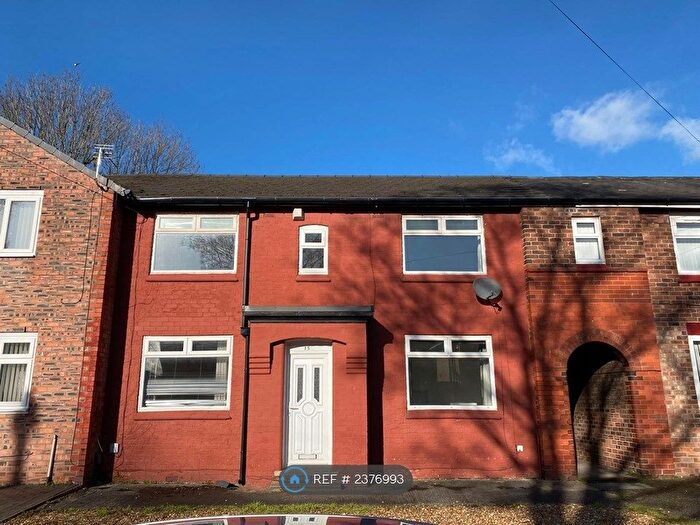 3 Bedroom Semi-Detached House To Rent In Westbourne Road, Eccles, Manchester, M30