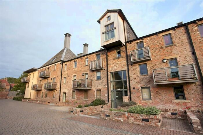 2 Bedroom Maisonette To Rent In Buckden Pike The Maltings, Waterside, Boroughbridge, YO51