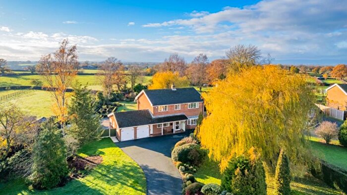 4 Bedroom Country House For Sale In Longacre Horsemans Green, Whitchurch, SY13