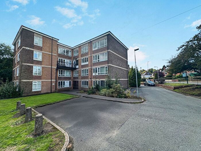 3 Bedroom Flat For Sale In Aldersley Road, Wolverhampton, WV6