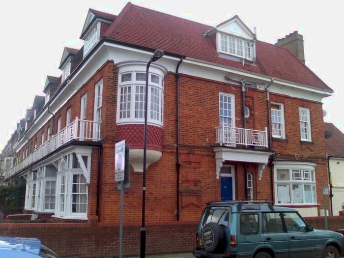 Flat To Rent In The Vale, London W3