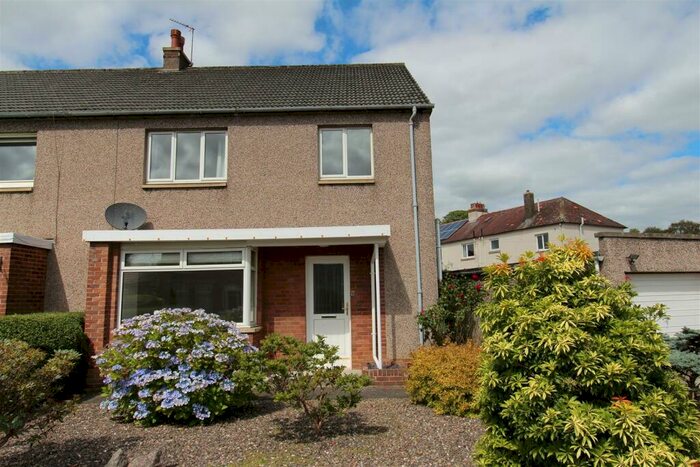 3 Bedroom Semi-Detached House To Rent In Dean Drive, Crossford, KY12