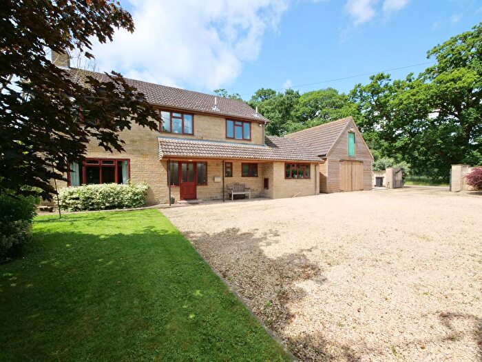 4 Bedroom Detached House For Sale In Barkleighs, Manston, Sturminster Newton, Dorset, DT10