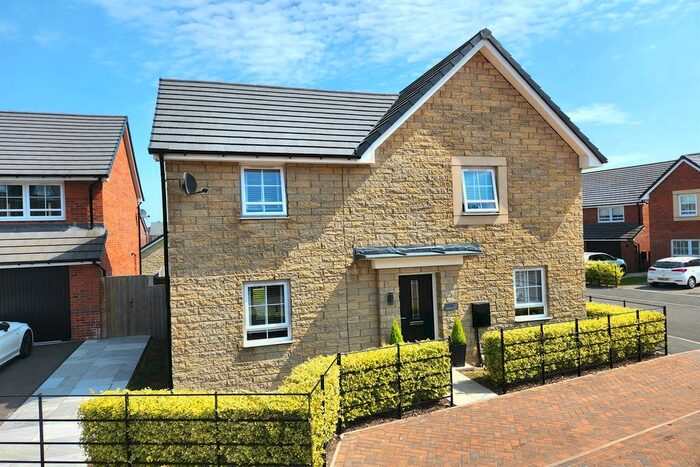 4 Bedroom Detached House For Sale In Swinley Forest Drive, Appleton, Warrington, WA4