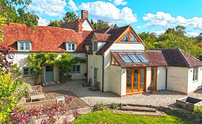 3 Bedroom Detached House For Sale In Long Crendon, Buckinghamshire, HP18