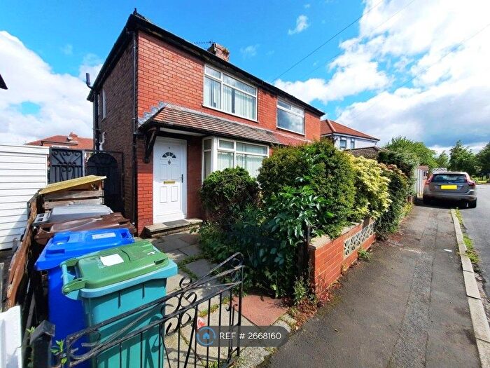 2 Bedroom Semi-detached House To Rent In Windsor Drive, Audenshaw, Manchester, M34